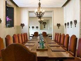 Hotel-Nicolas-de-Ovando-Meeting-room